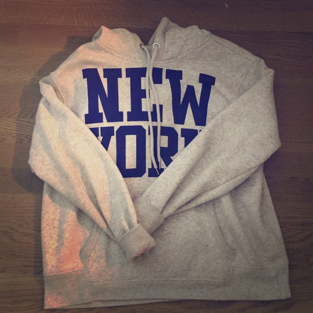 New York sweatshirt
